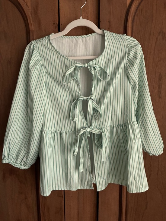 Tops - Green & White Stripe Front Tie Peplum Top